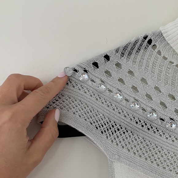 Gorgeous Crocheted + Knit Sleeveless Turtleneck Sweater - Picture 8 of 8